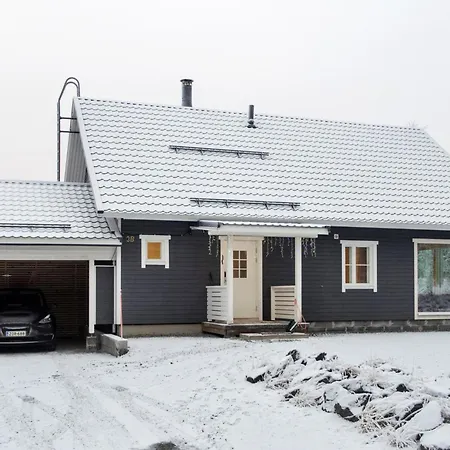 Iso-karpalo B By Interhome Aikkila